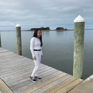 Meet your Posher, Bichnga